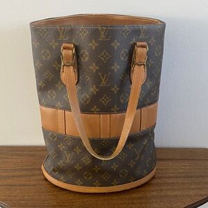 Louis Vuitton Monogram Bucket Bag with Dust Bag and COA